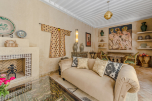 riad-mon-amour-marrakesh-medina-accommodation-hotel-suites-salon